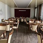 Poock Hotel *